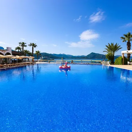 Fortezza Üdülőközpont 5*