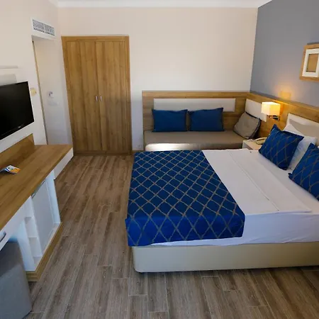 Üdülőközpont Fortezza 5*