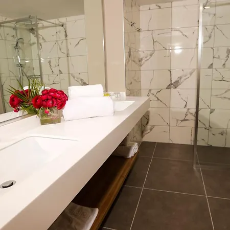 Üdülőközpont Fortezza Hisaronu