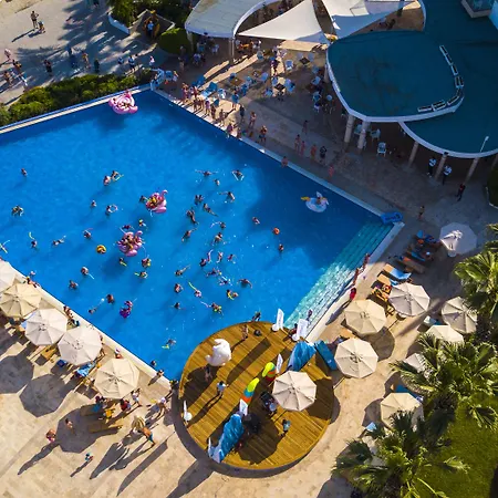 Resort Fortezza 5*